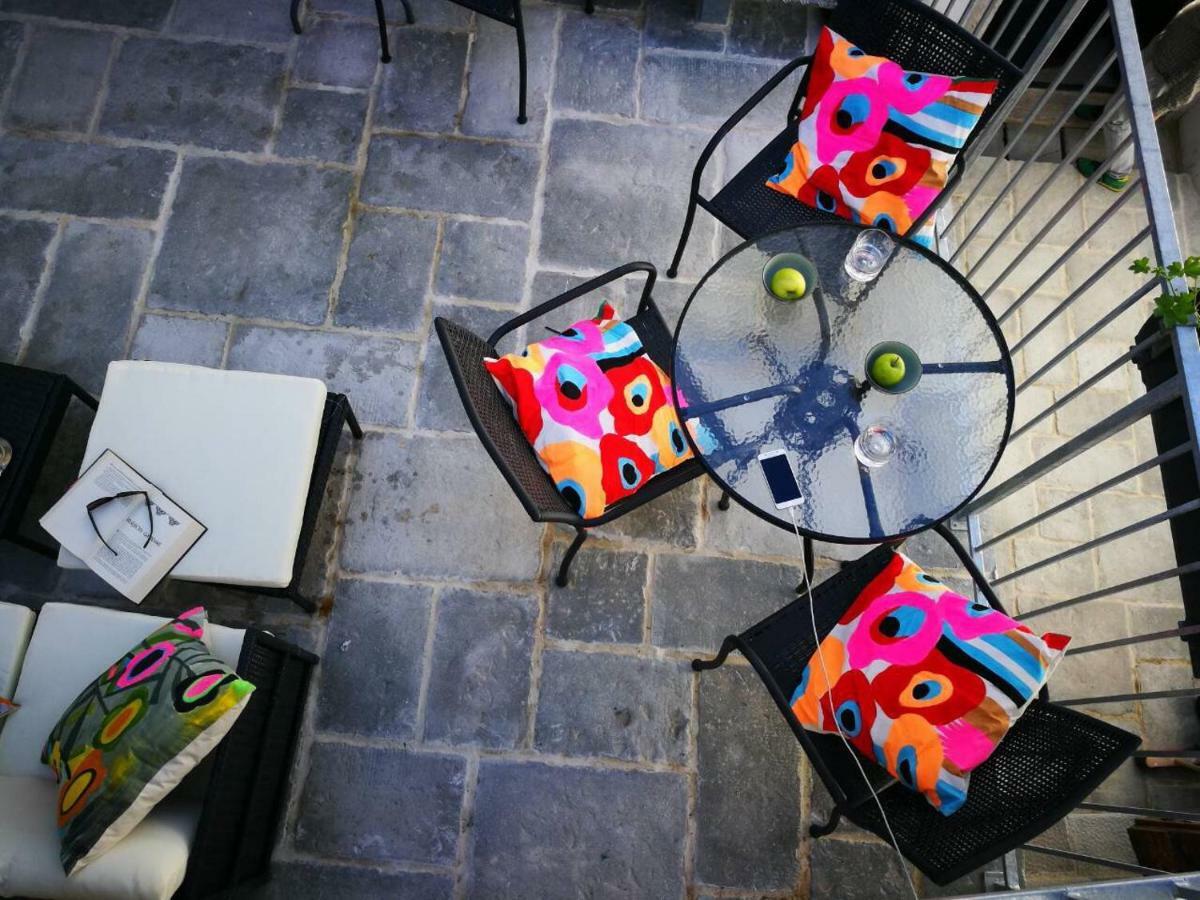 Cres Art Studio Kuning Apartment מראה חיצוני תמונה