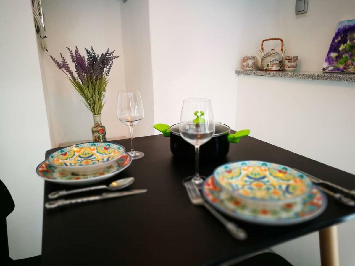 Cres Art Studio Kuning Apartment מראה חיצוני תמונה